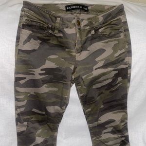 Express Camouflage Ankle Leggings